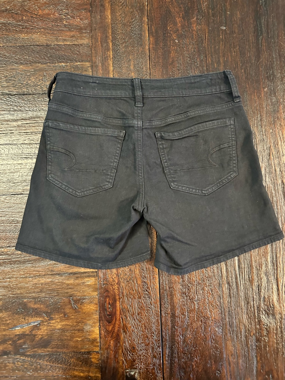 American Eagle Outfitters Black Super Stretch Midi Twill High Waist Denim Shorts - Picture 5 of 8